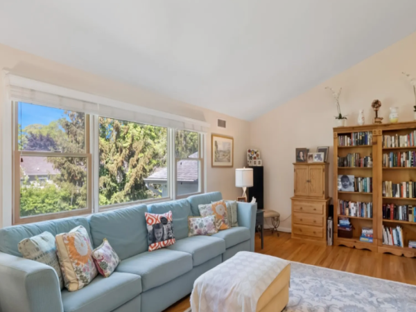 Luxurious Retreat in Tiana Shores - Your Perfect Hamptons Getaway